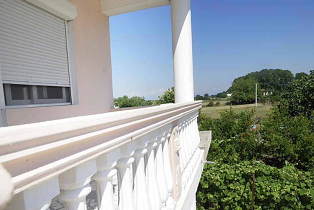 Di Vincenzo Inn Ούλτσιν Δωμάτιο φωτογραφία