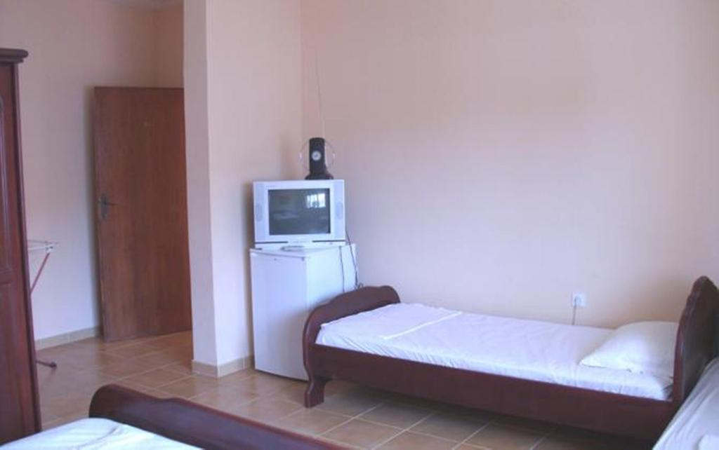 Di Vincenzo Inn Ούλτσιν Εξωτερικό φωτογραφία