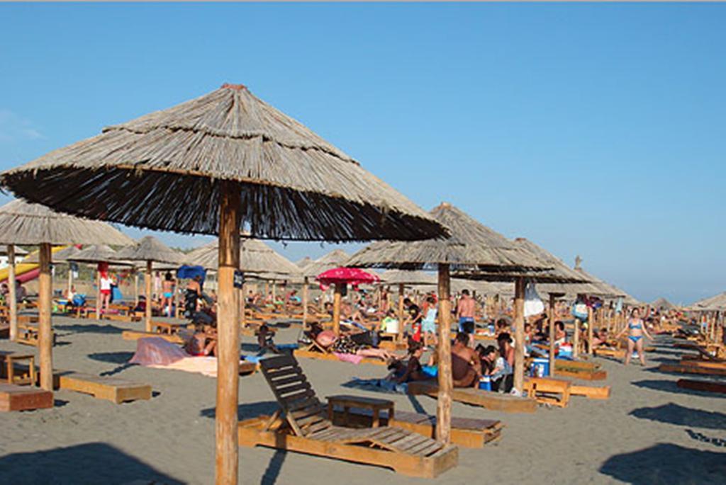 Di Vincenzo Inn Ούλτσιν Εξωτερικό φωτογραφία